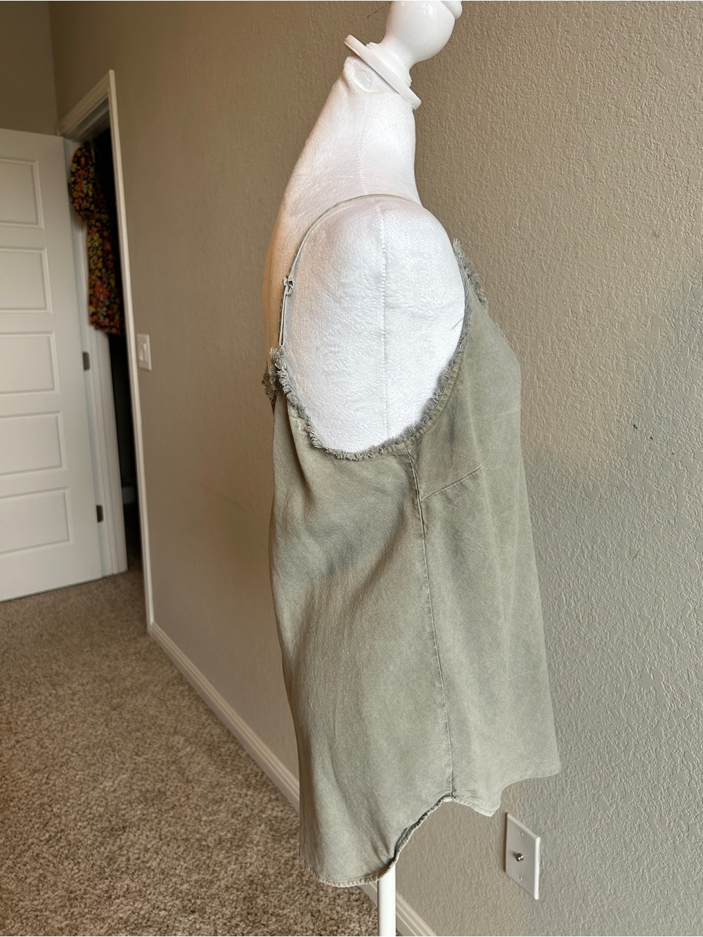 CLOTH & STONE ANTHROPOLOGIE Tunic Tank Top in Light Sage Green Size Medium - Picture 5 of 8